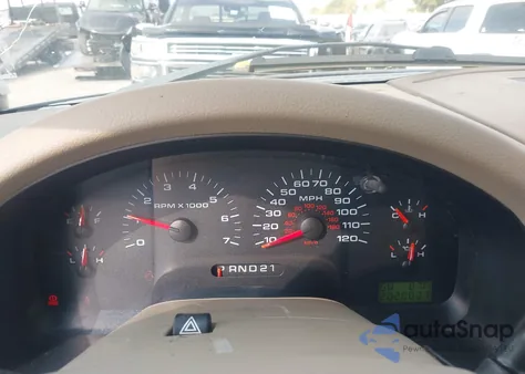 2006 Ford F-150 Stx/Xl/Xlt из США, поврежденный, VIN 1FTRX12W96NA53317